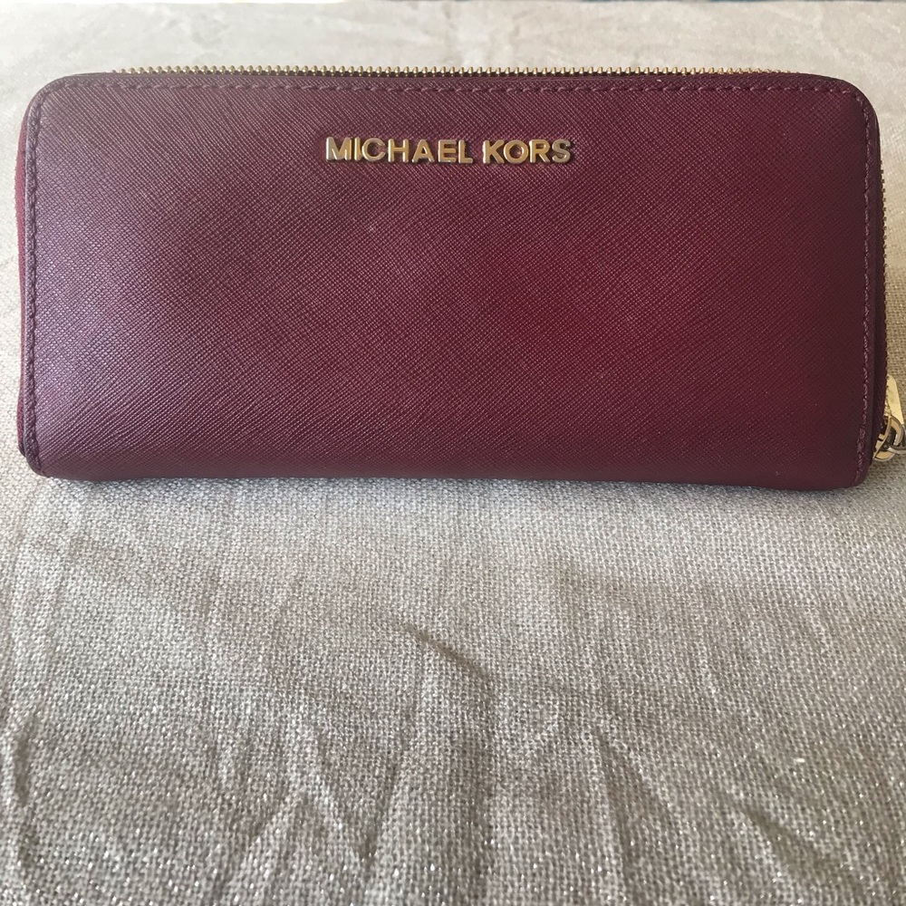 Michael Kors Jet Set Wallet